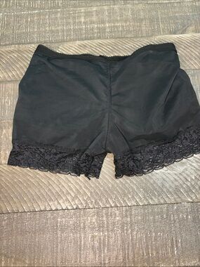 Black Lace Trim Butt Lifter Padded Shapewear